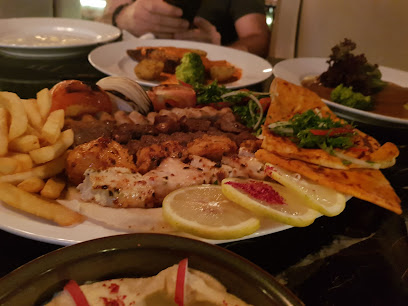 مطعم ولاونج فابريكا - جدة - +966 55 893 0008