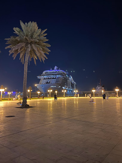 موقف الكروز ينبع كروز - Saudi Arabia|Yanbu 46424،|البحيرة،|33H6+9CQ، Heritage Park